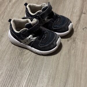 Saucony Kids' Charcoal and Silver Sneakers
